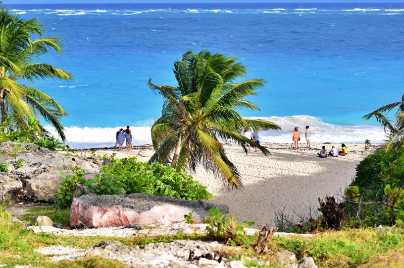 Group on famous photoshoot beach in Barbados