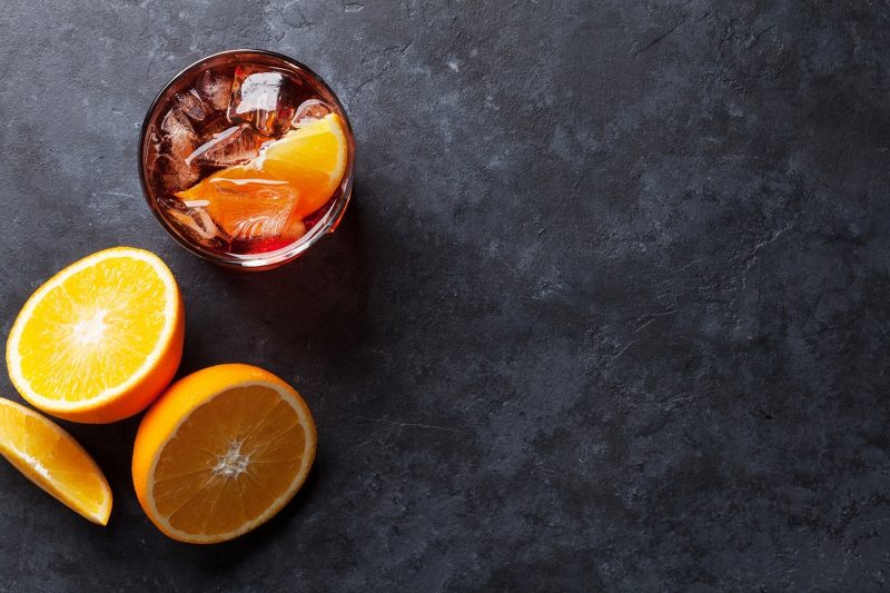 Negroni cocktail with oranges