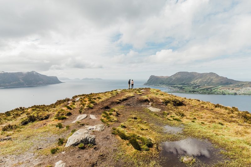 Two people on Sukkertoppen