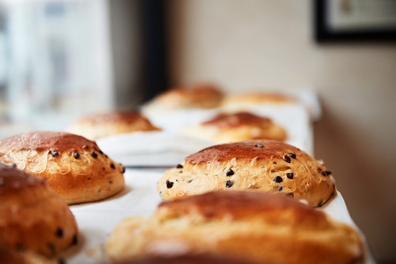 Bread in bakery in Paris