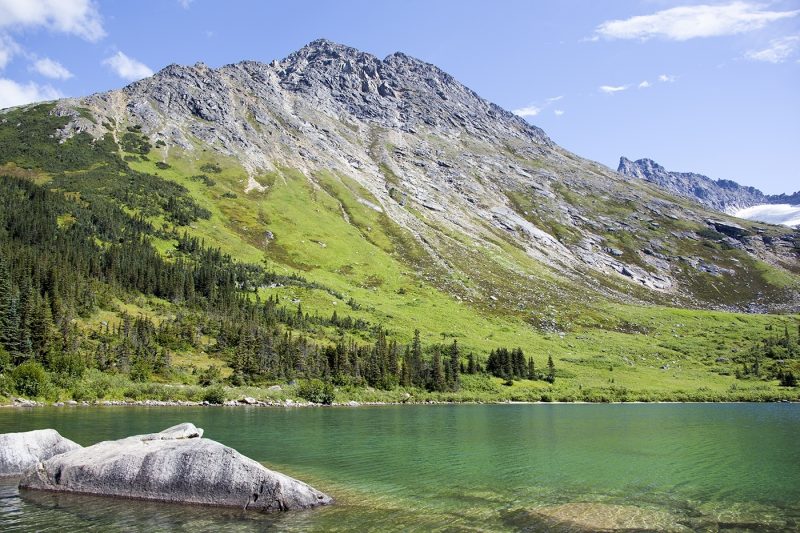 The scenic view of Upper Dewey Lake, 945 meters above sea level